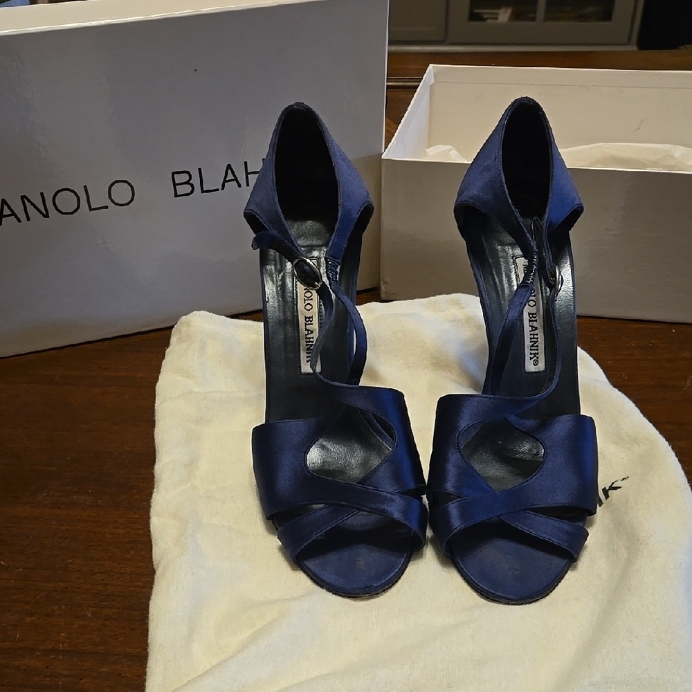 Manolo Blahnik Women's Blue Heels